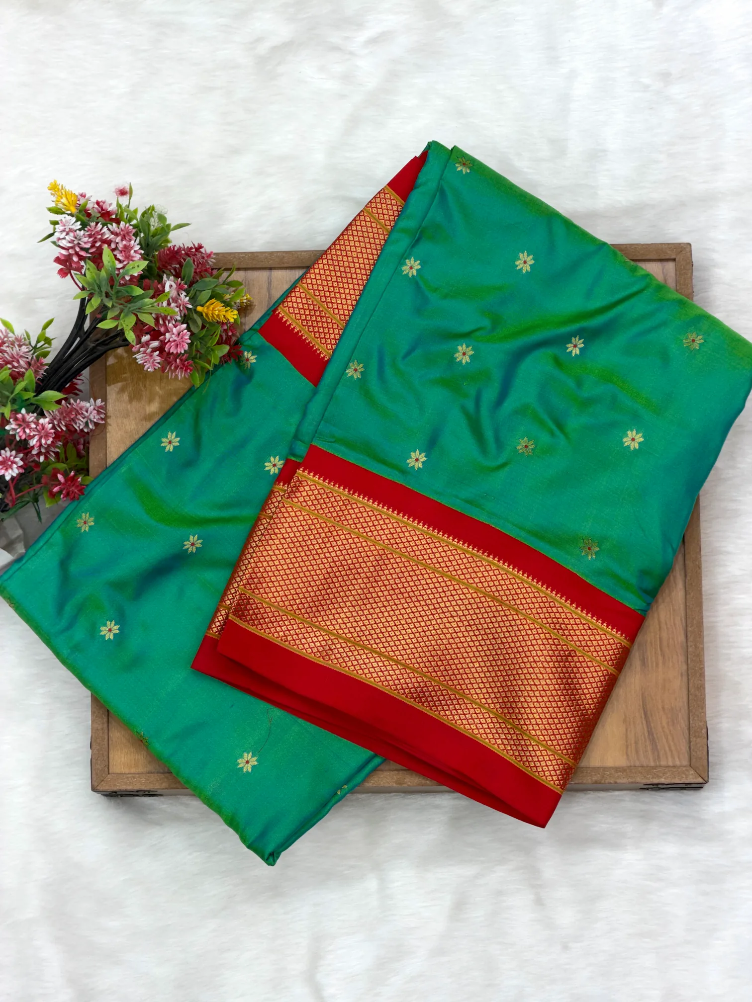 Pure Silk Maharani Paithani Rama Green H01