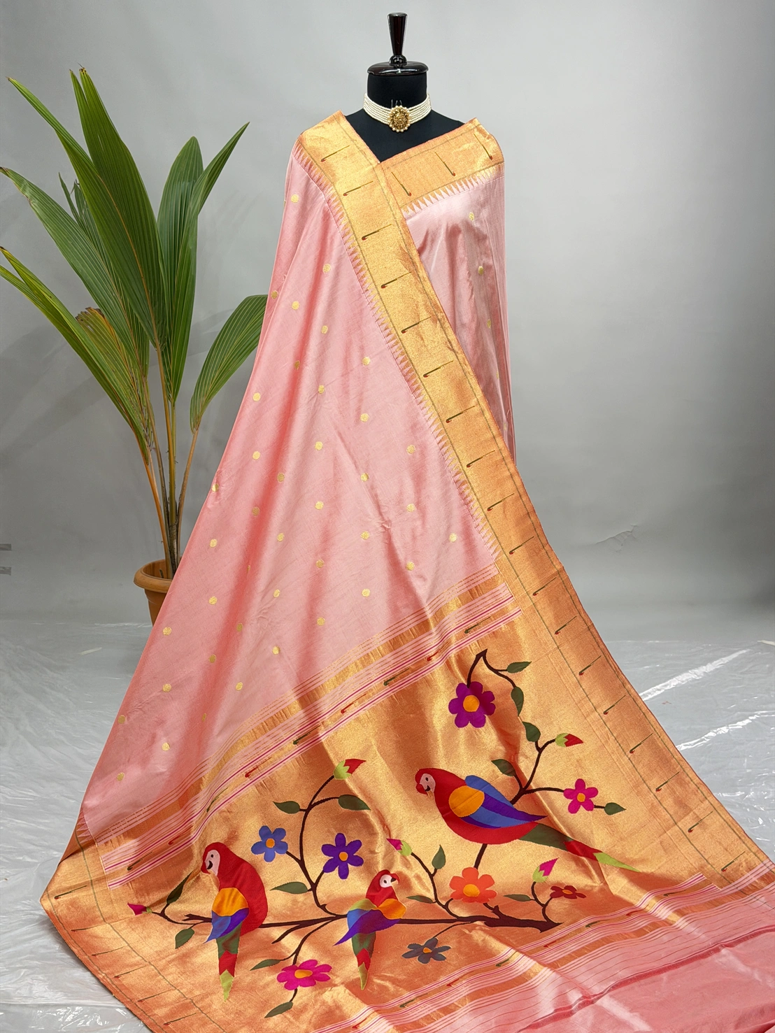 Muniya Paithani Pure Silk Handloom, Aboli Colour N10