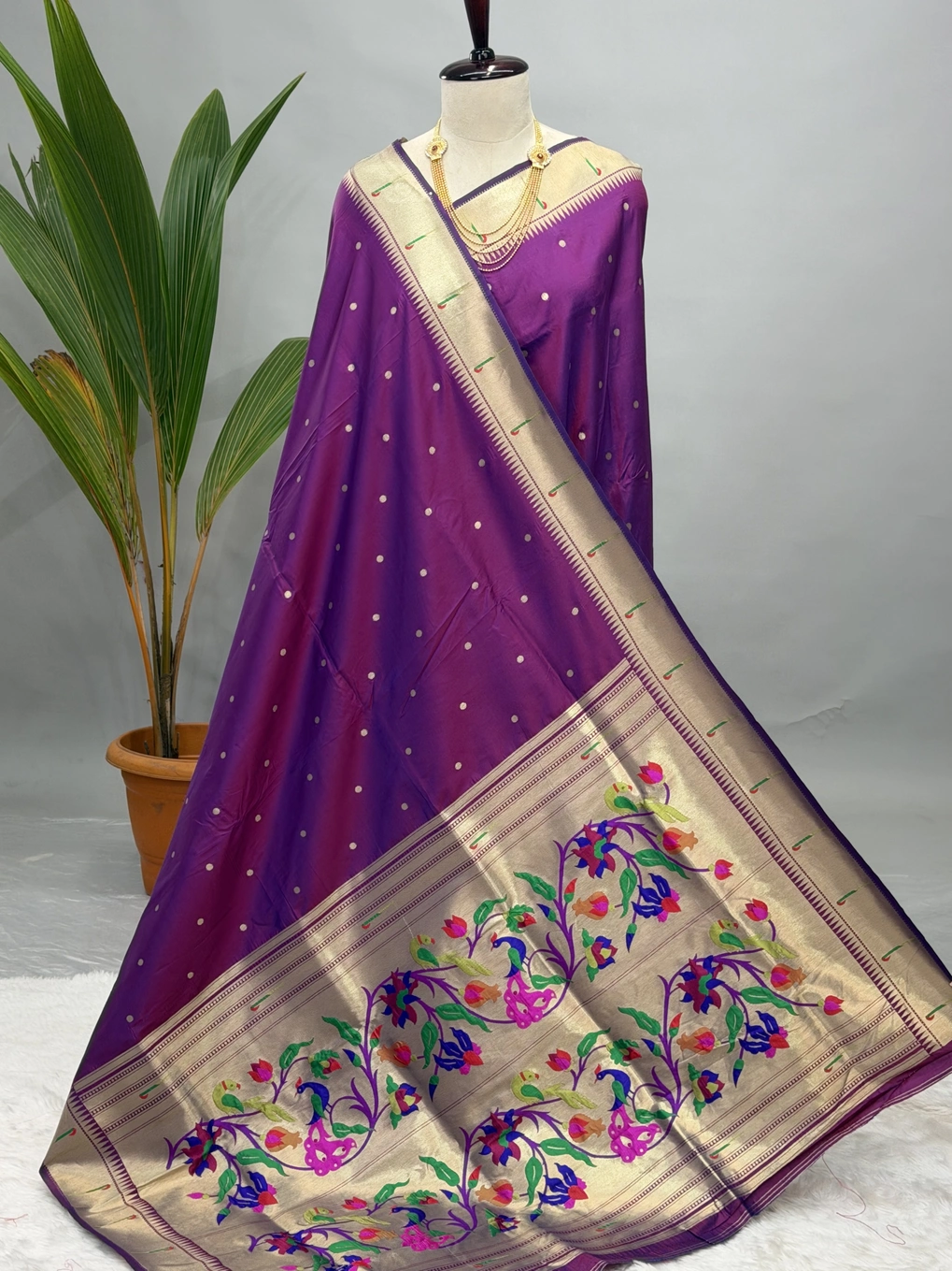 Trending Muniya Wine Paithani E01-1