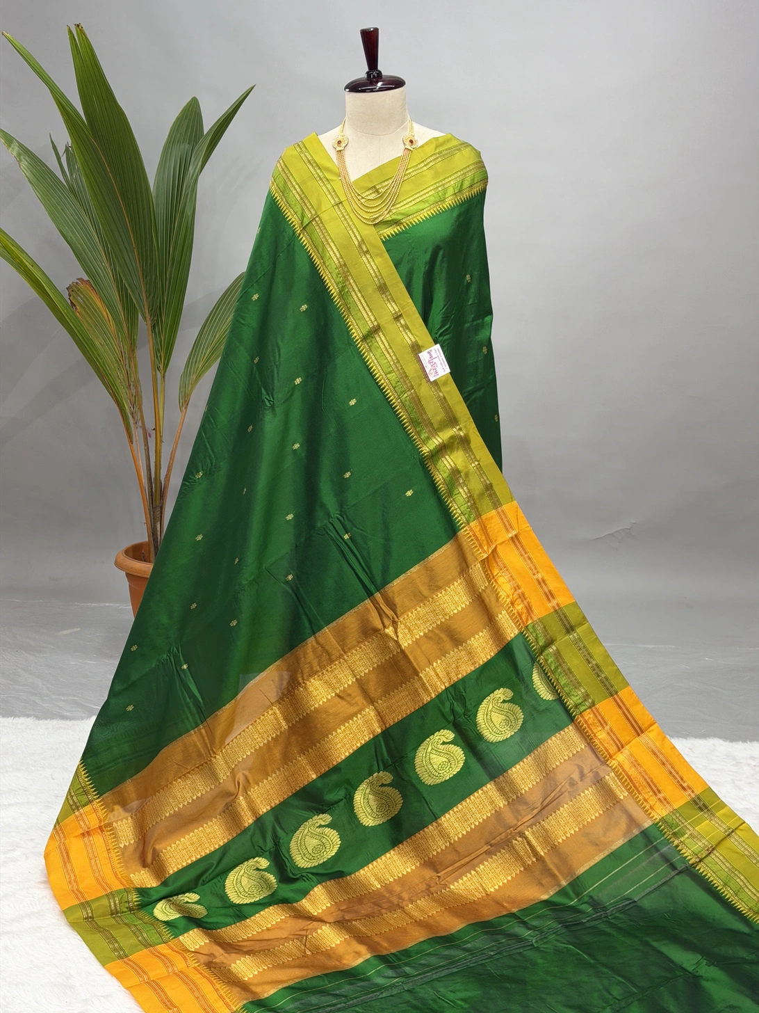 Pure Silk Narayanpeth Green With Yellow G10