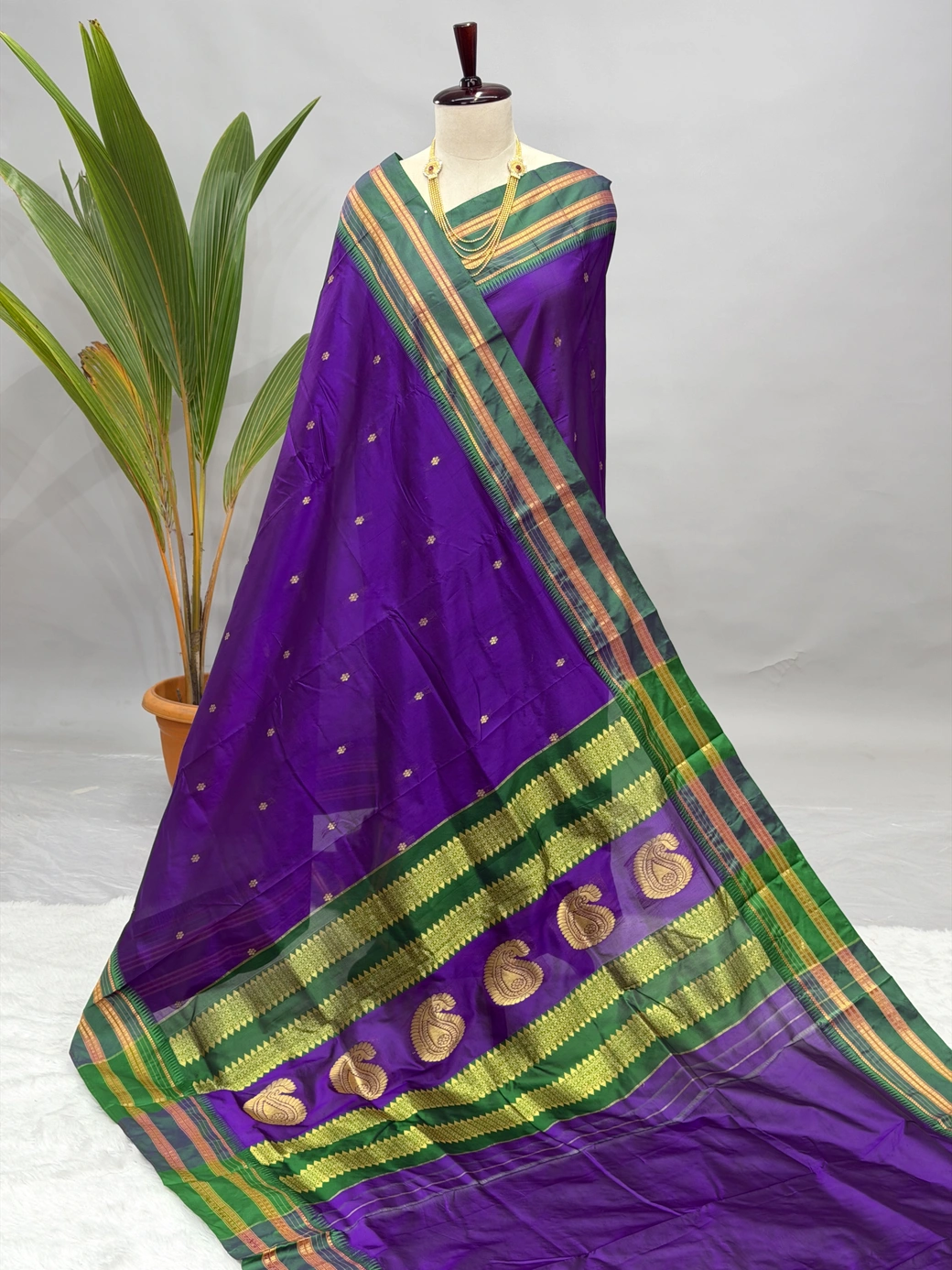 Pure Silk Narayanpeth  Purple Bangani  G10