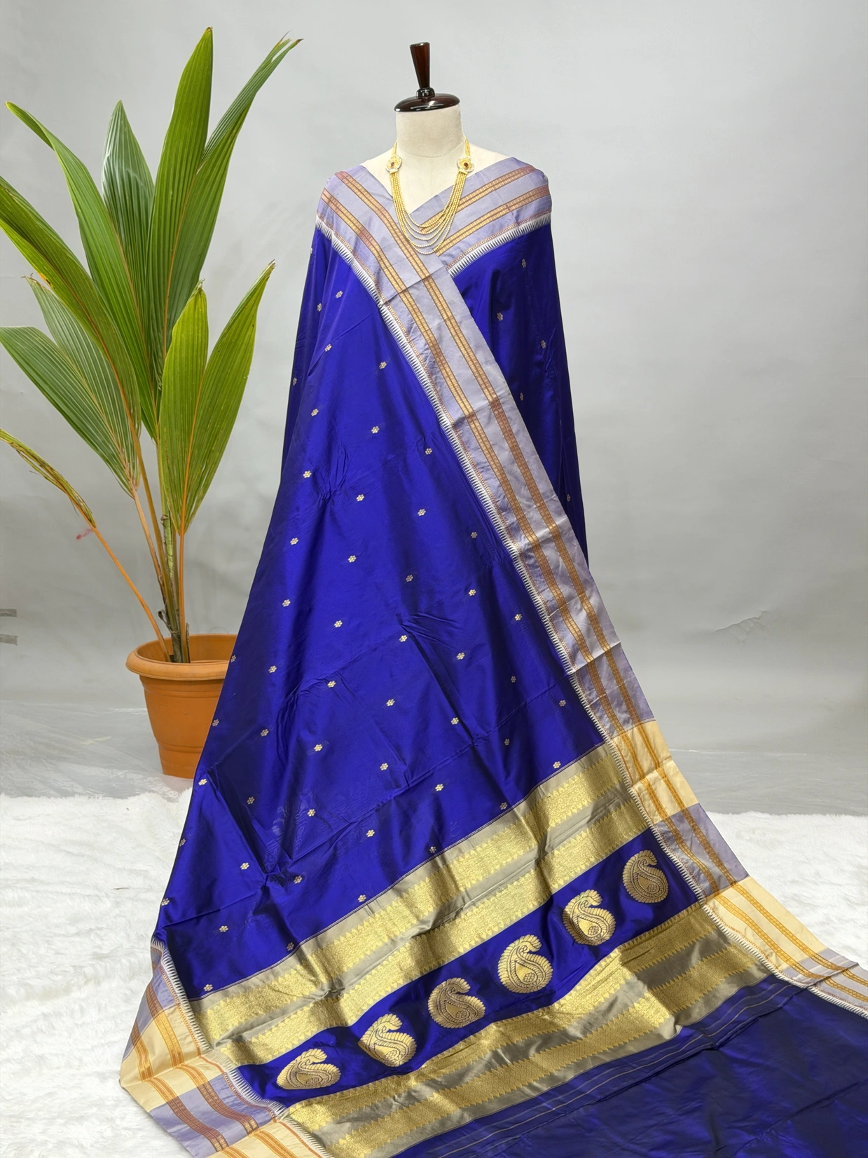 Pure Silk Narayanpeth Ink Blue G10