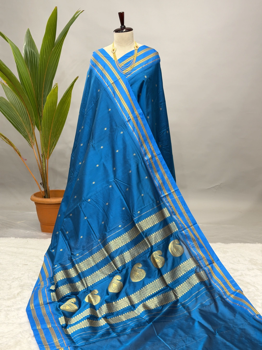 Pure Silk Narayanpeth Ocen Blue G10