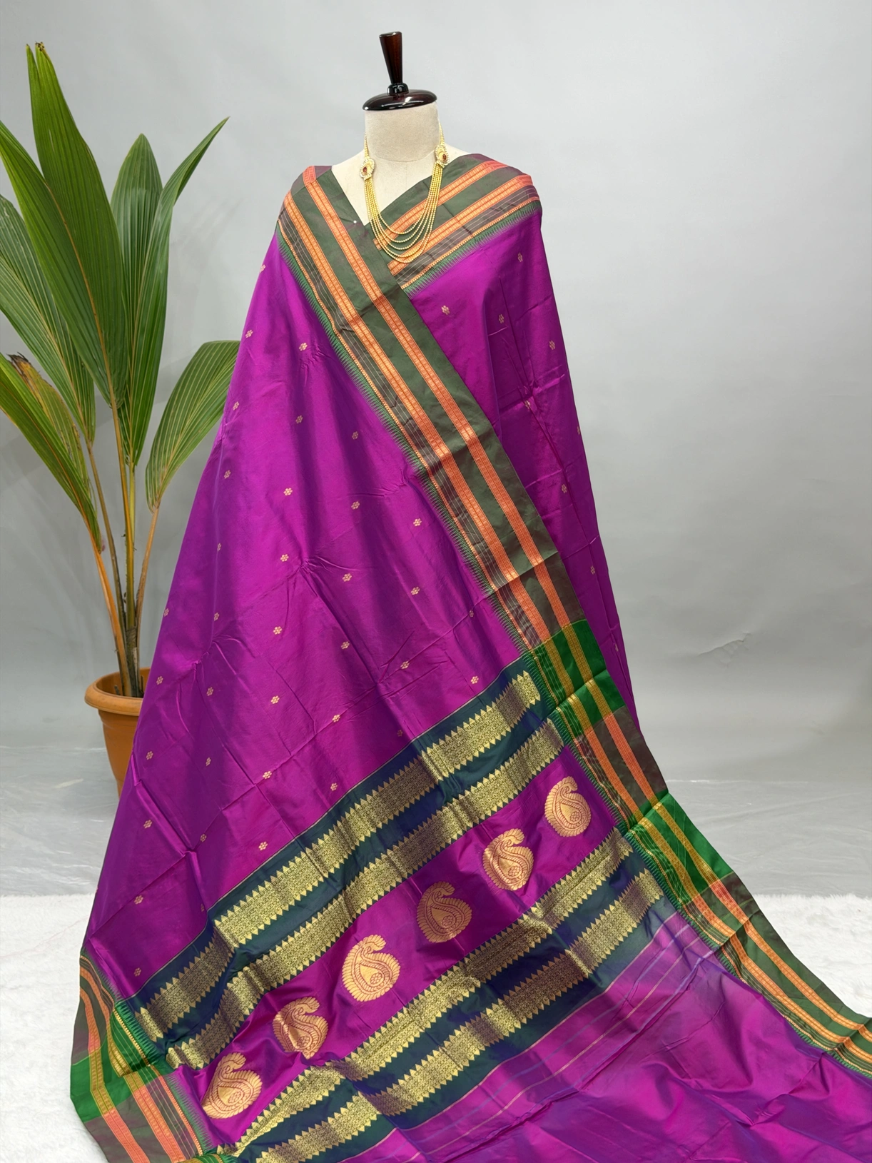 Pure Silk Narayanpeth Magenta G10