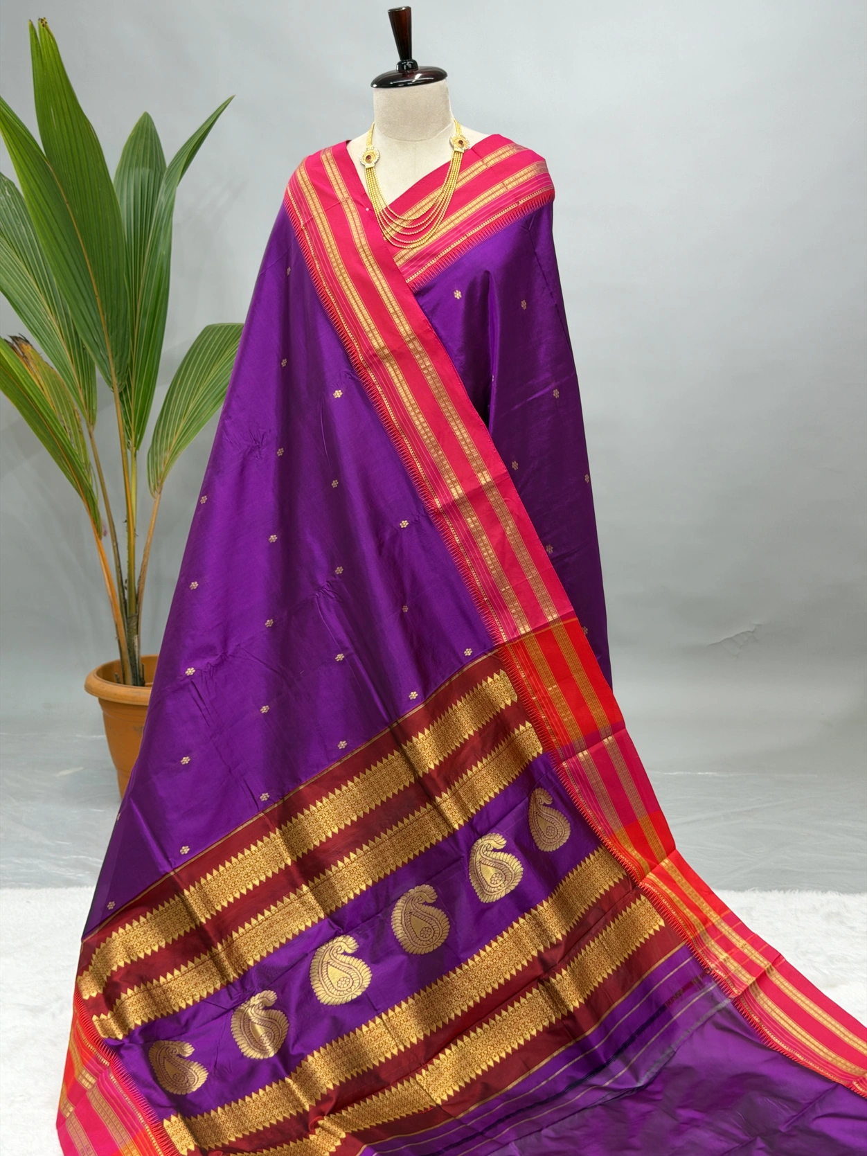 Pure Silk Narayanpeth Paithani Color With Red G10