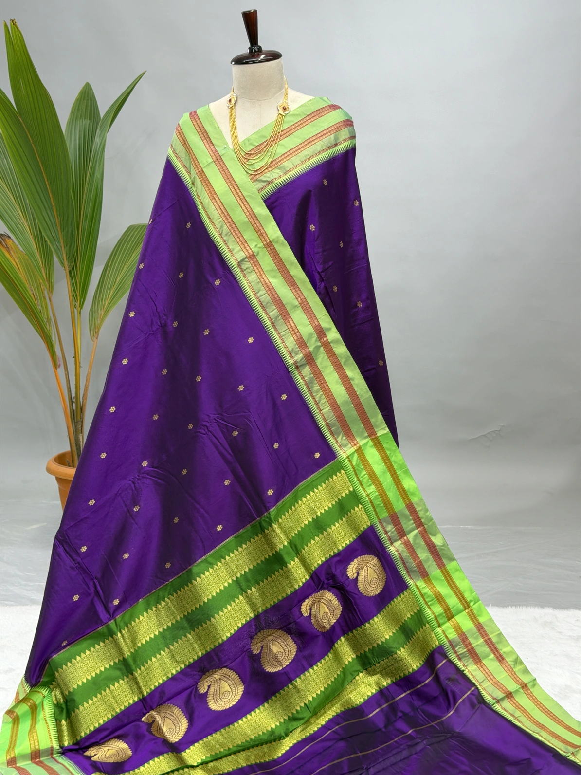 Pure Silk Narayanpeth Brinjal With Parrot  G10
