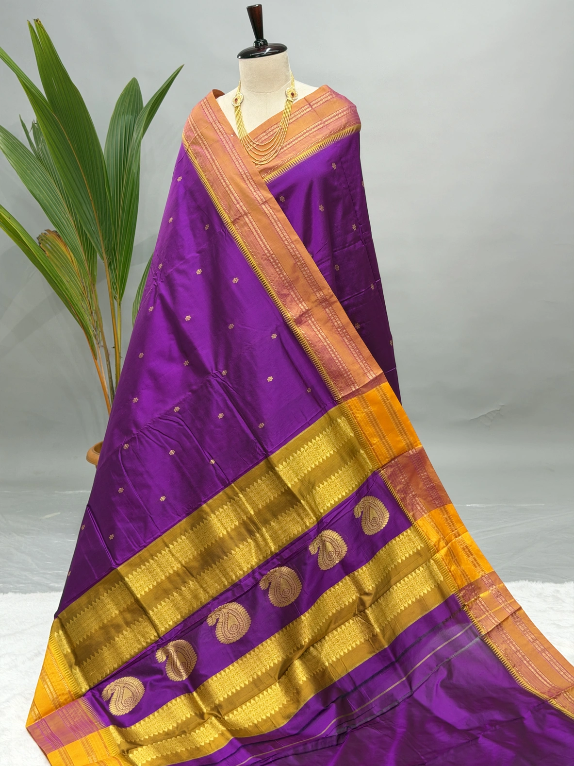 Pure Silk Narayanpeth Wine With Orange G10