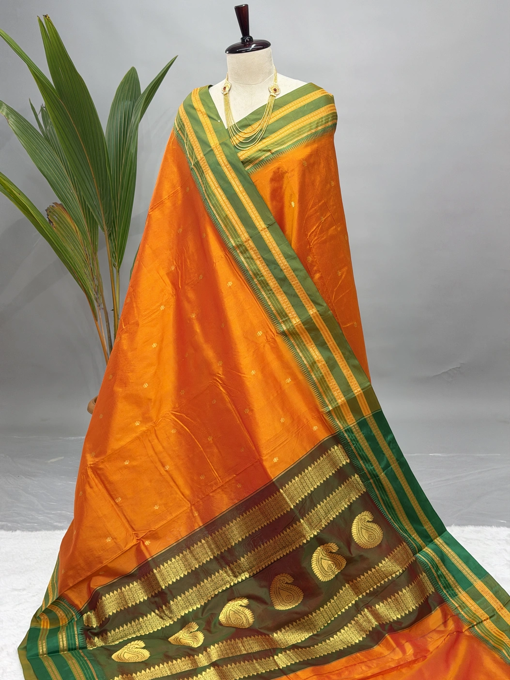 Pure Silk Narayanpeth Mango With Green G10