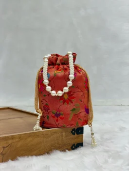 Paithani Potli S01