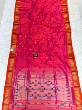 Yeola Paithani Double Pallu Paithani P01
