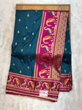 Swan Border Brocade Paithani U10