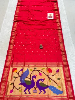 Pure Silk Big Peacock Pallu Handloom Yeola Paithani D10