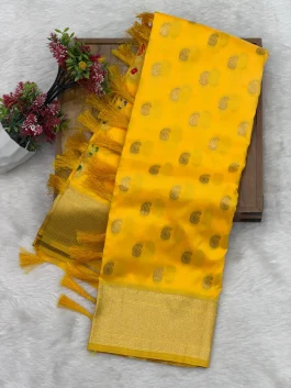 Kaju Maharani Yellow Paithani R11