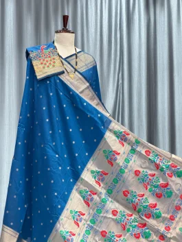 Janhavi Aariwork Paithani Morpankhi M12