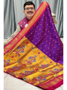Pure Silk Dhupchav Wine Maharani Kadiyal Paithani Y11